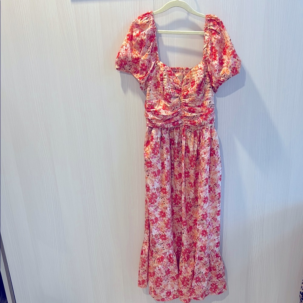 Band of the Free of the shoulder puff sleeves rushed bodes midi dress size S